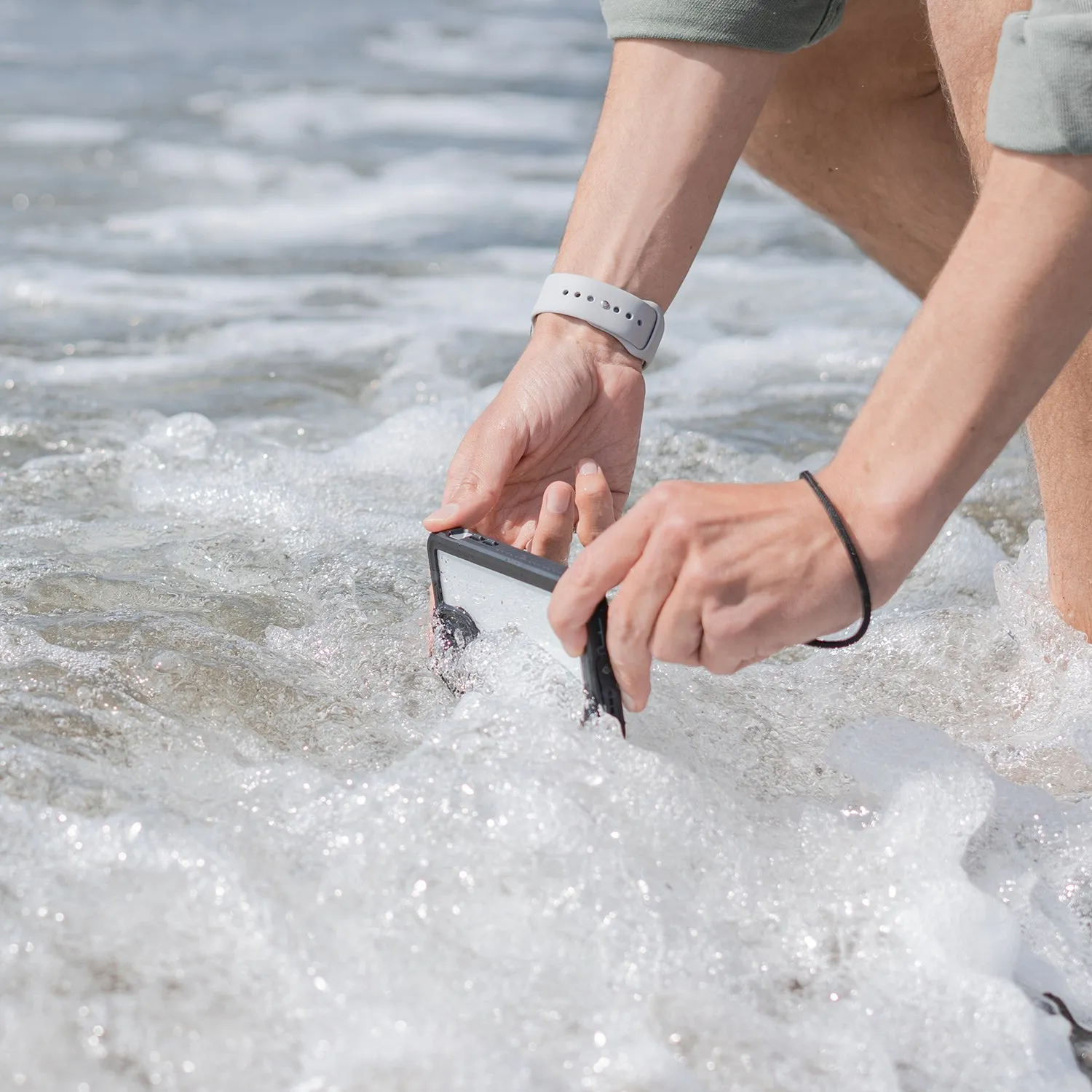 arktis Actioncase iPhone 15 Plus Hülle wasserdicht