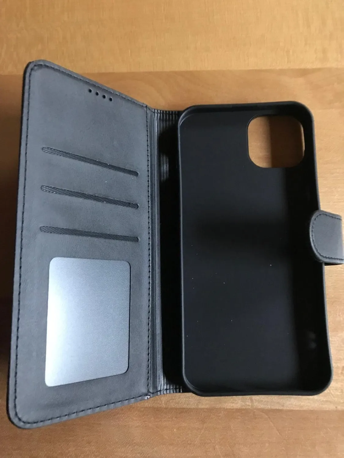 EAZY CASE iPhone 15 Klapphülle braun Kunstleder