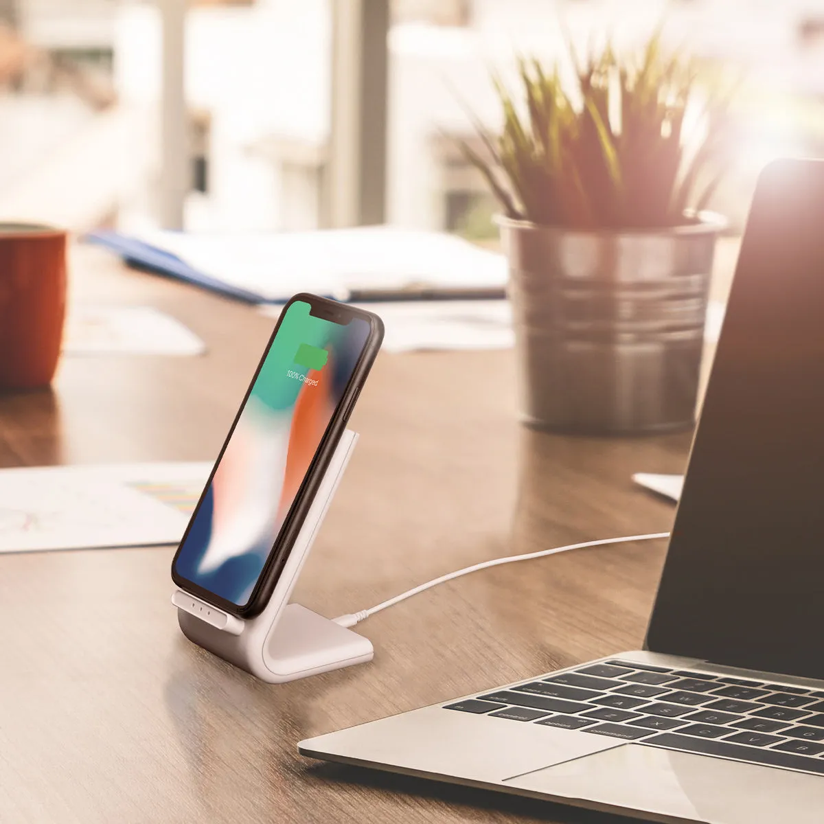 SBS Wireless Tischladegerät Weiß 10W Schnellladung Stand