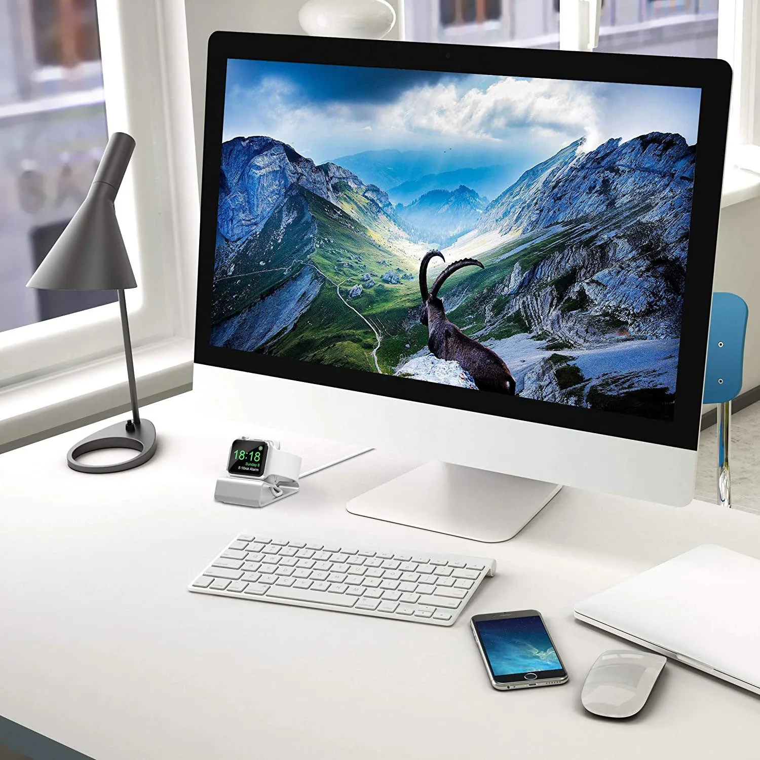 arktis Apple Watch Ladestation Aluminium Silber