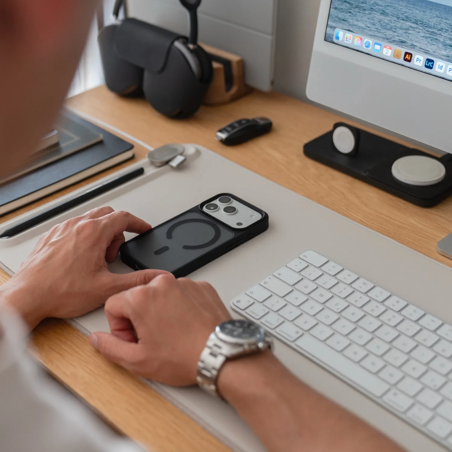 arktis Solid Case iPhone 17 Pro Hülle MagSafe Schwarz
