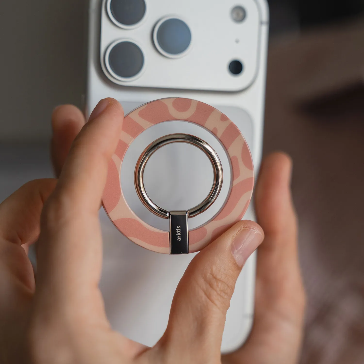 arktis MagSafe Ringhalter Curly Handy-Ring Gold