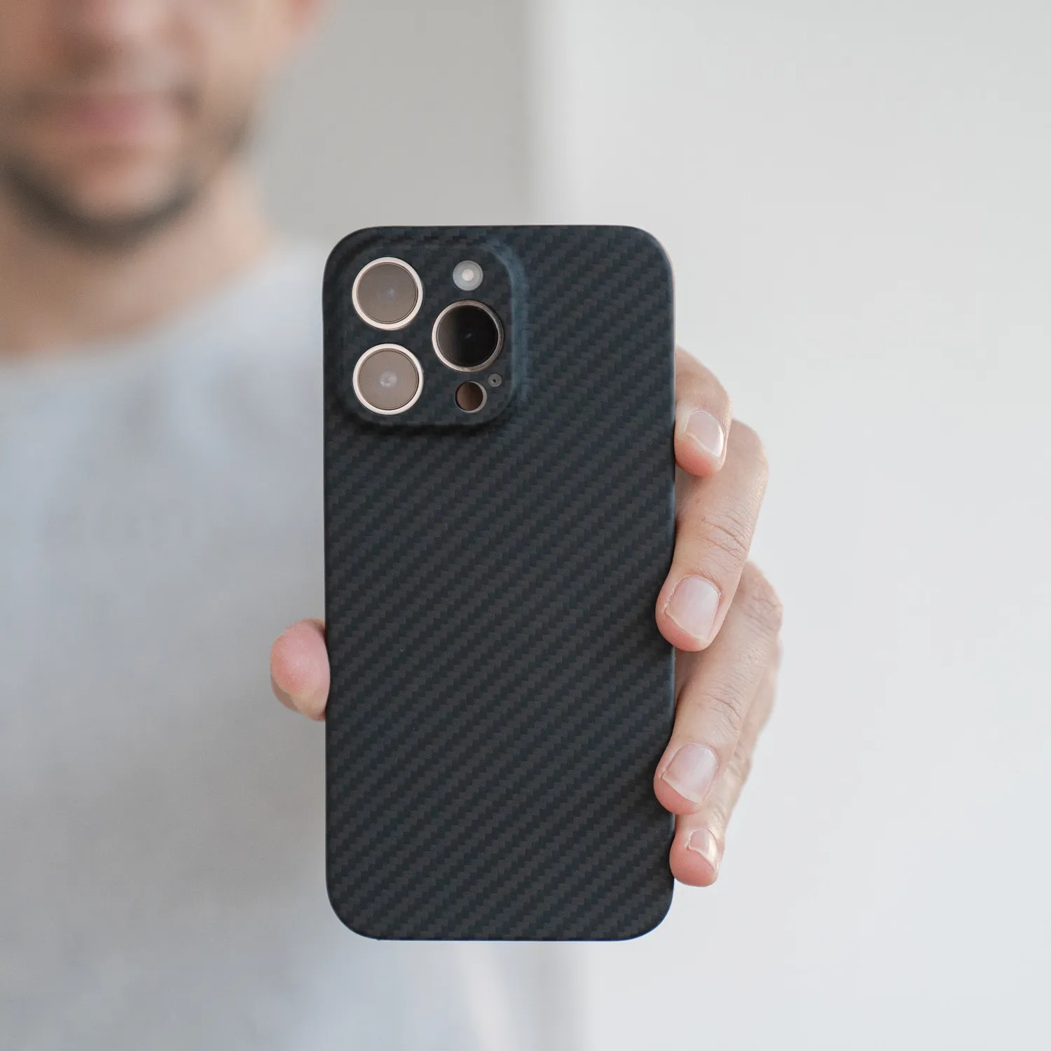 arktis Carbon iPhone 16 Pro Max Hülle MagSafe Aramid