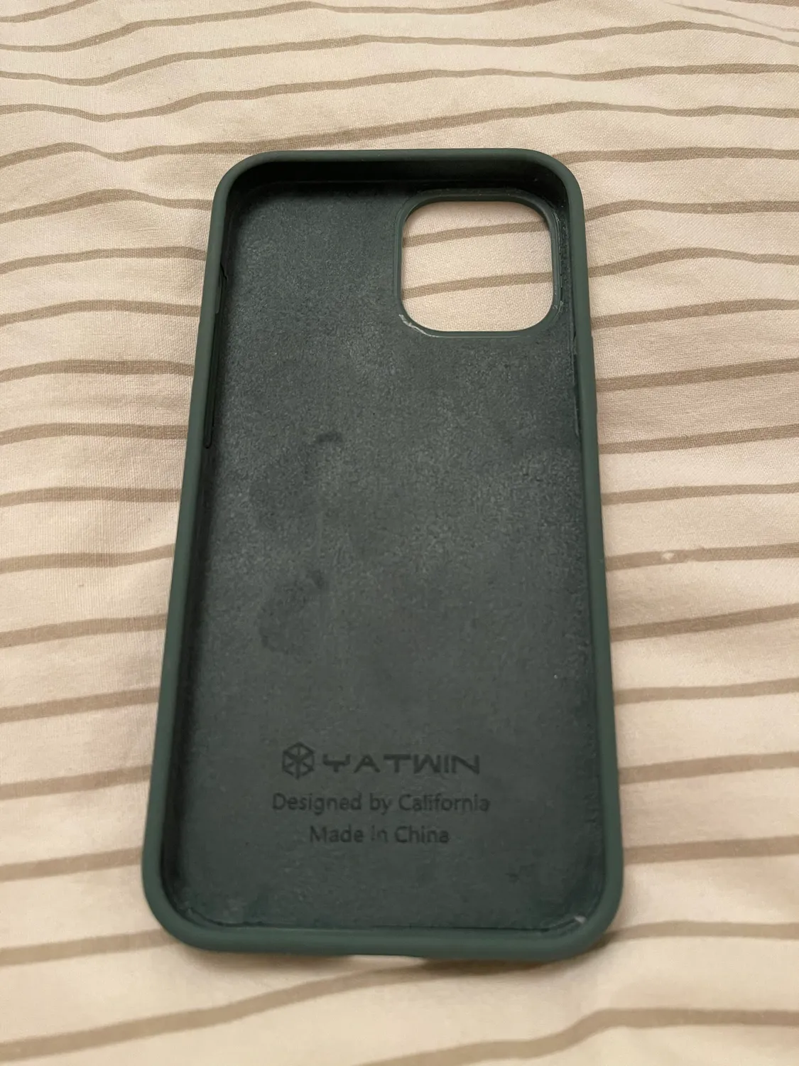 YATWIN iPhone 12 Pro Max Silikonhülle Pinien-Grün Mikrofaser