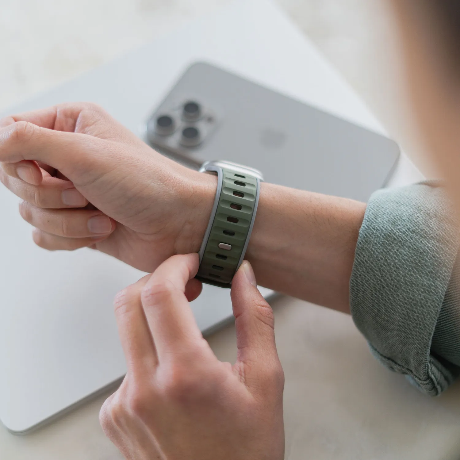 arktisband Swift Apple Watch Silikonarmband Sport