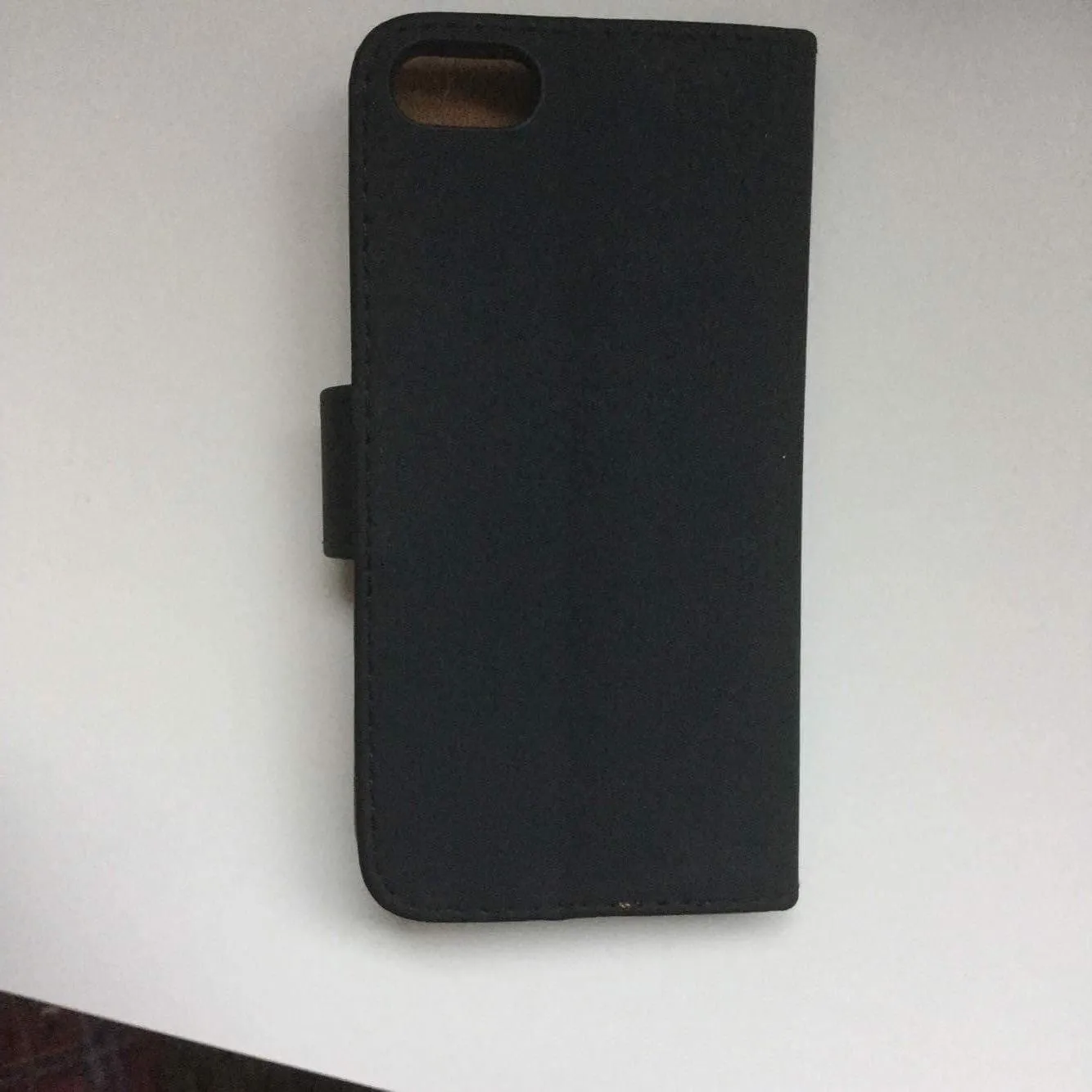 EAZY CASE iPhone SE 2022 Book Klapphülle Schwarz