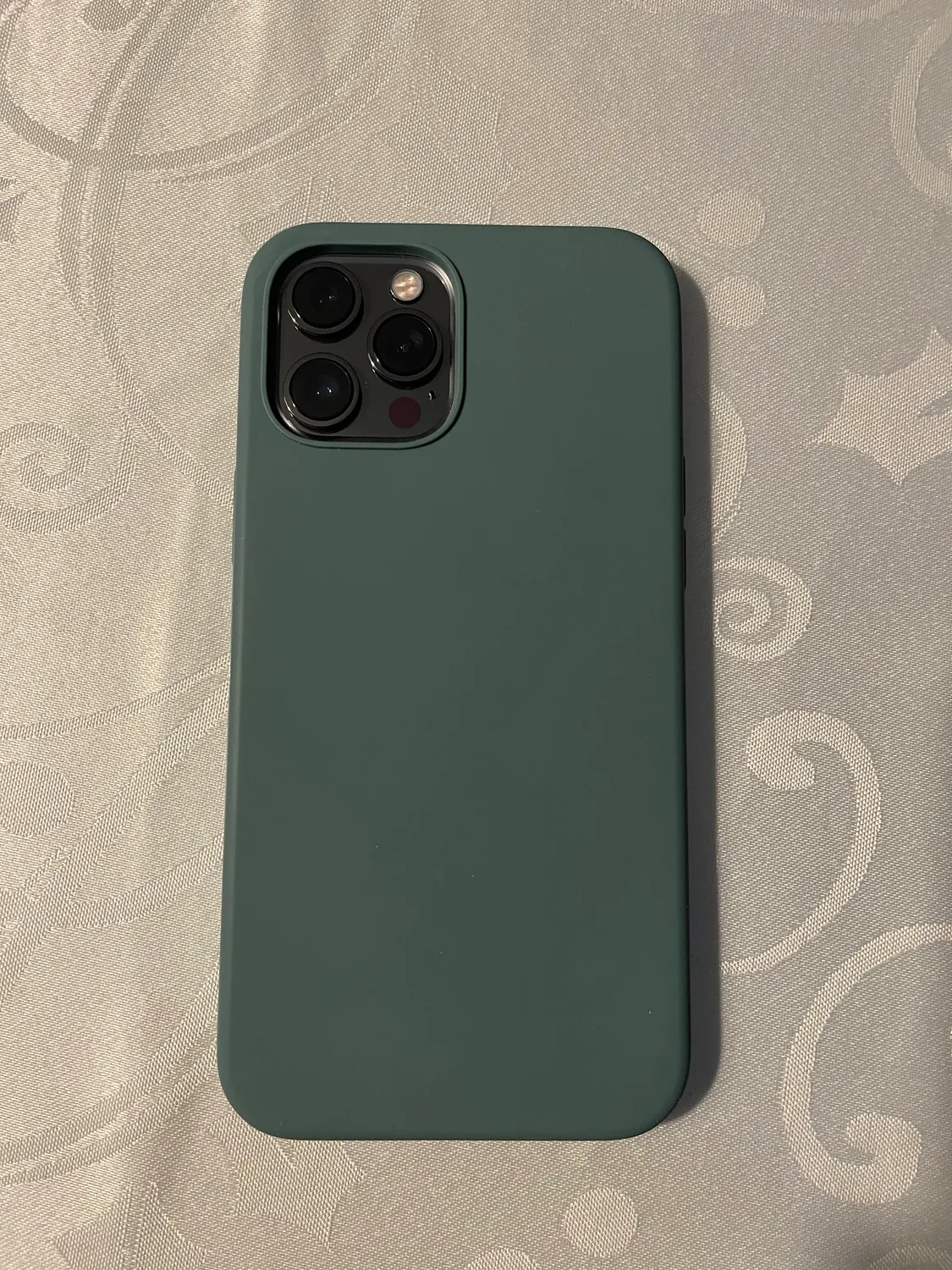 YATWIN iPhone 12 Pro Max Silikonhülle Pinien-Grün Mikrofaser