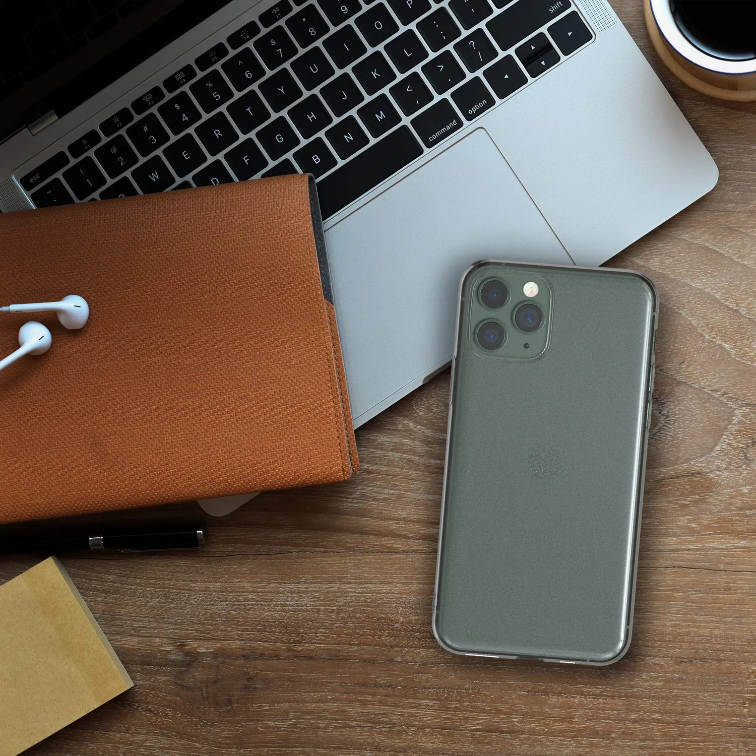 EAZY CASE iPhone 11 Pro Silikonhülle Transparent 0,8 mm dünn