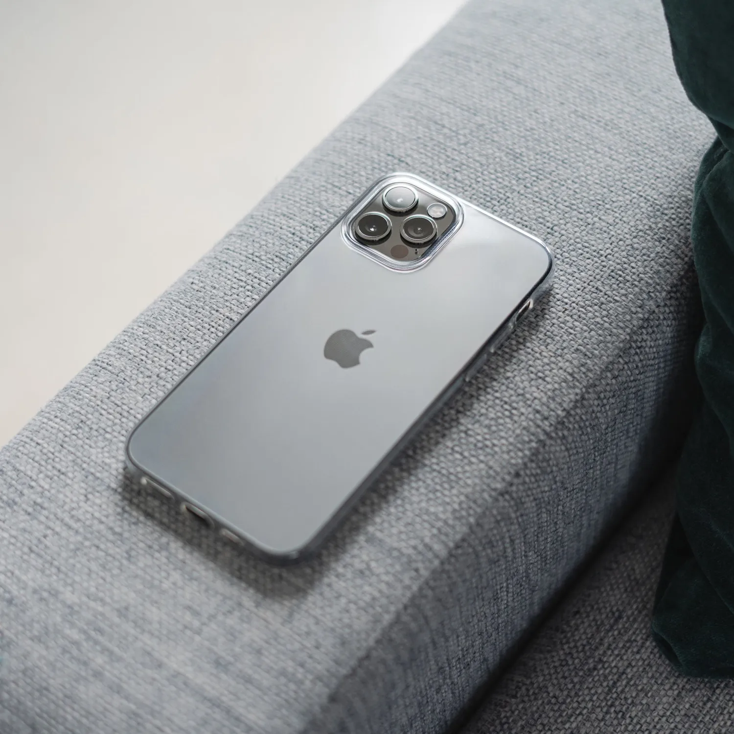 arktis ZERO iPhone 13 mini Hülle Ultra Clear transparent