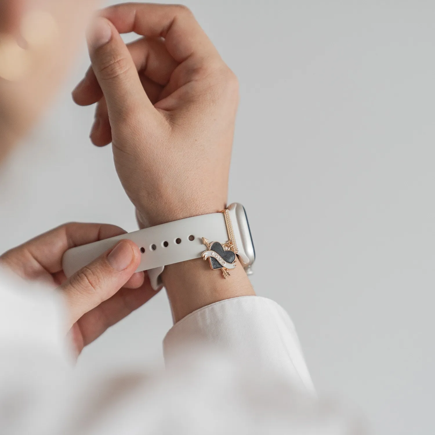arktisband Apple Watch Charms Amor Gold Edelstahl