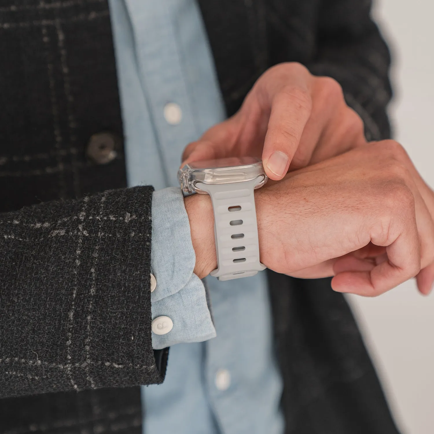 arktis Invisible Air Apple Watch Ultra Hülle 49mm Klar