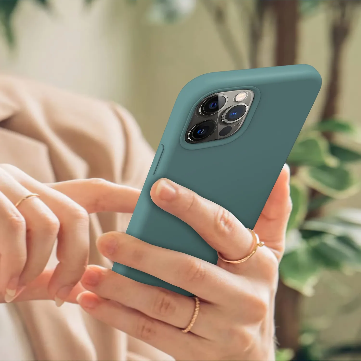 YATWIN iPhone 12 Pro Max Silikonhülle Pinien-Grün Mikrofaser