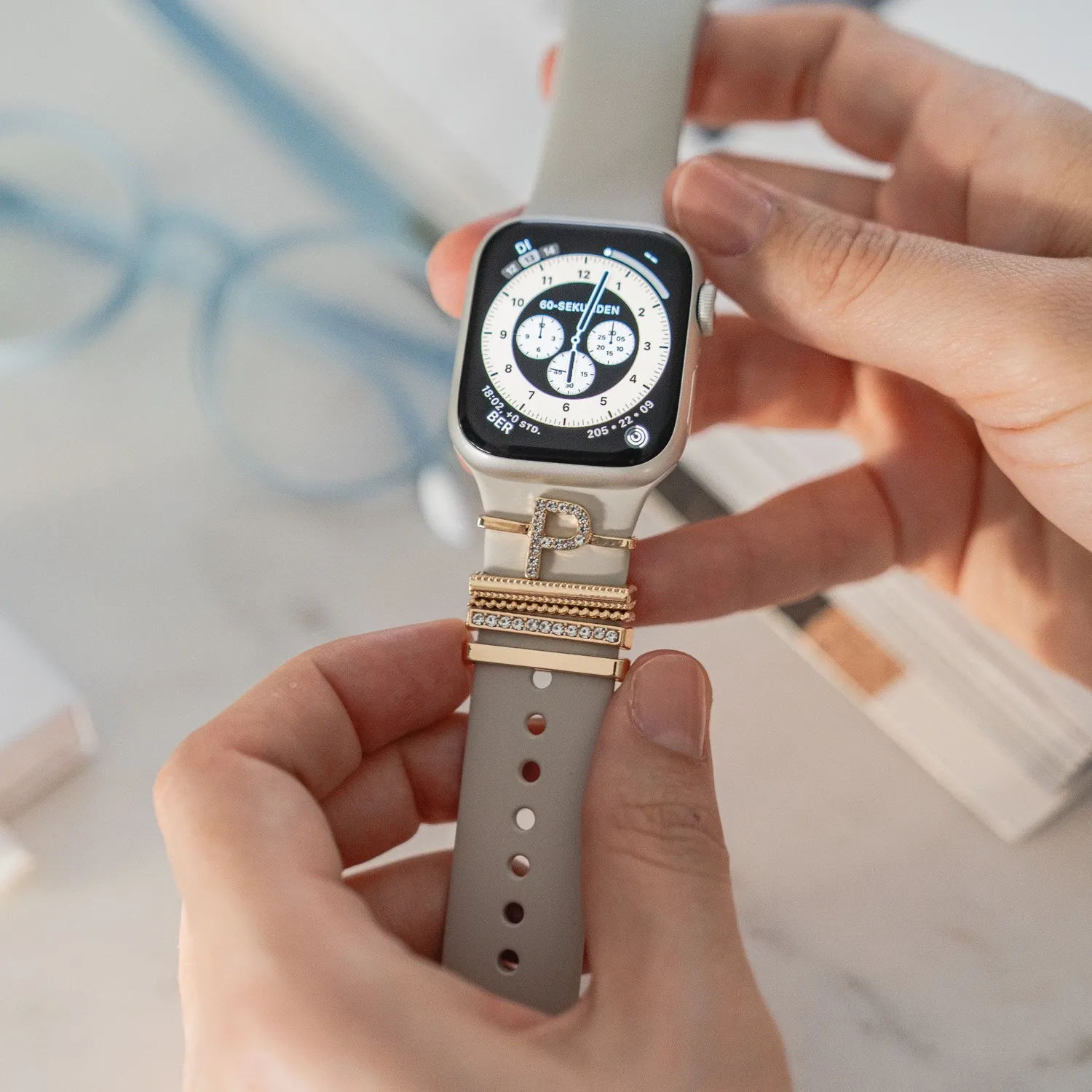 arktis arktisband Buchstabe P Apple Watch Charm Gold Edelstahl