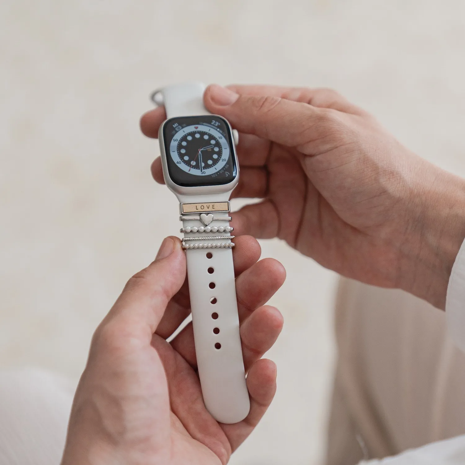 arktisband Love Apple Watch Charm Silber Edelstahl