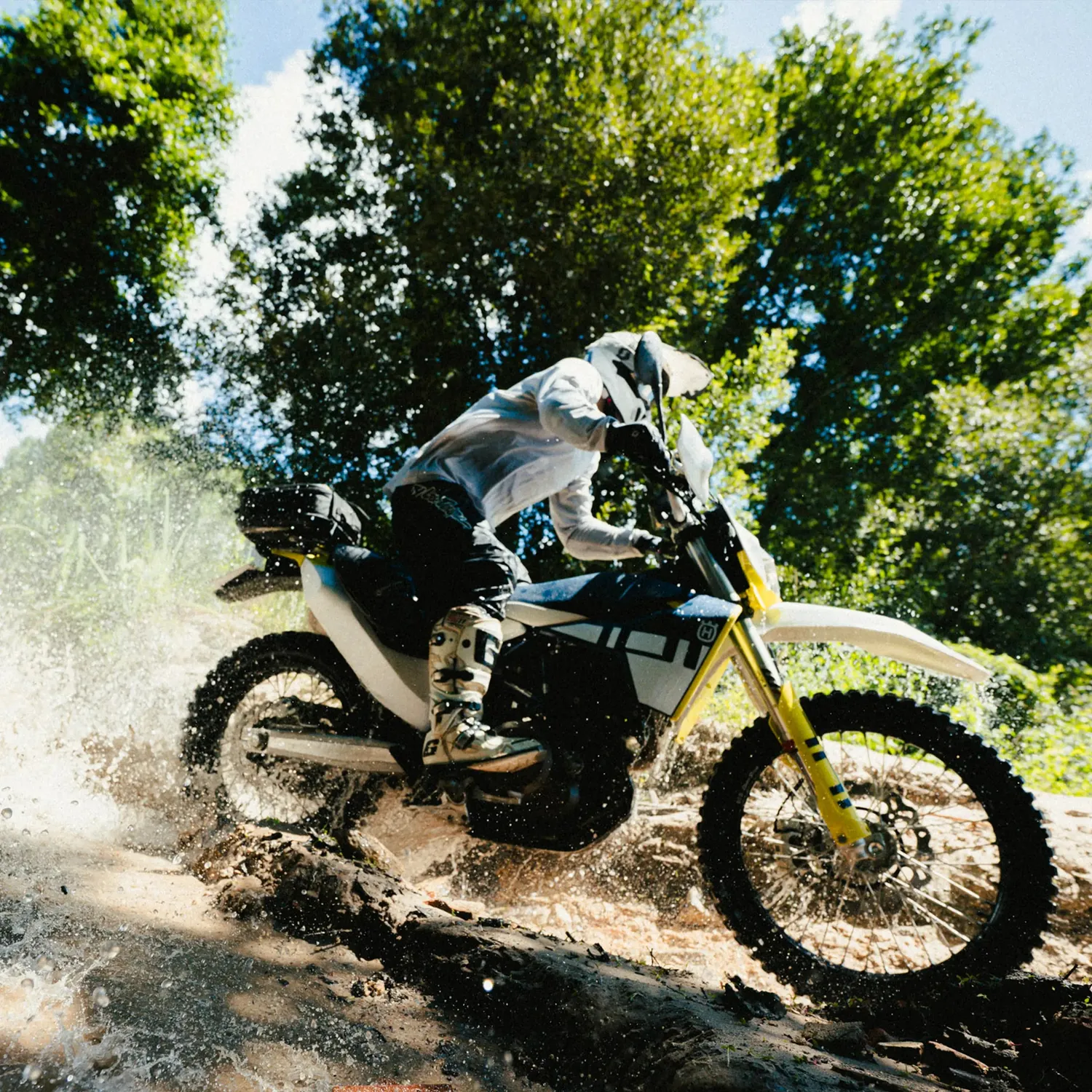 SP Connect Chase the Sun Moto Handyhülle Halter-Case