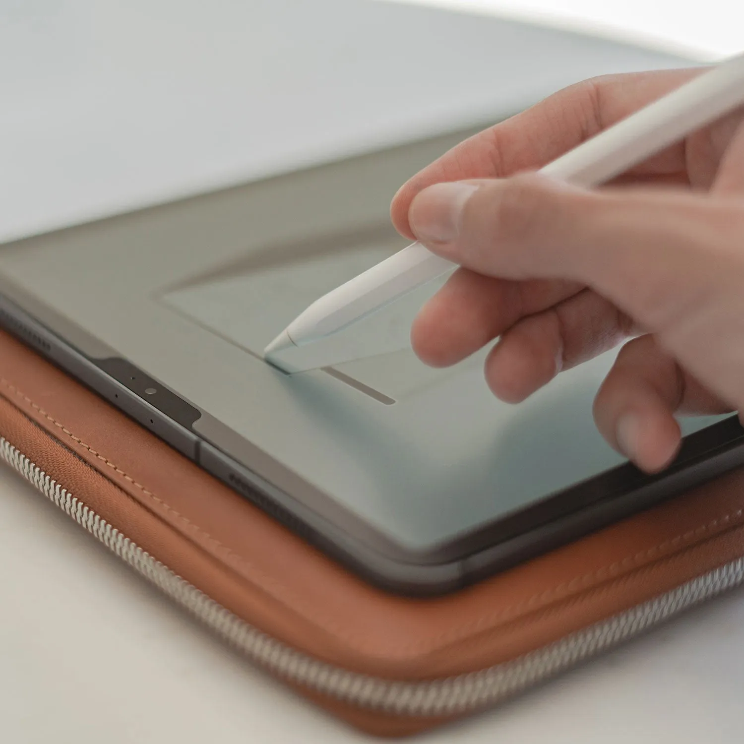 arktis PaperFeel iPad 11 Schutzfolie Paperlike matt