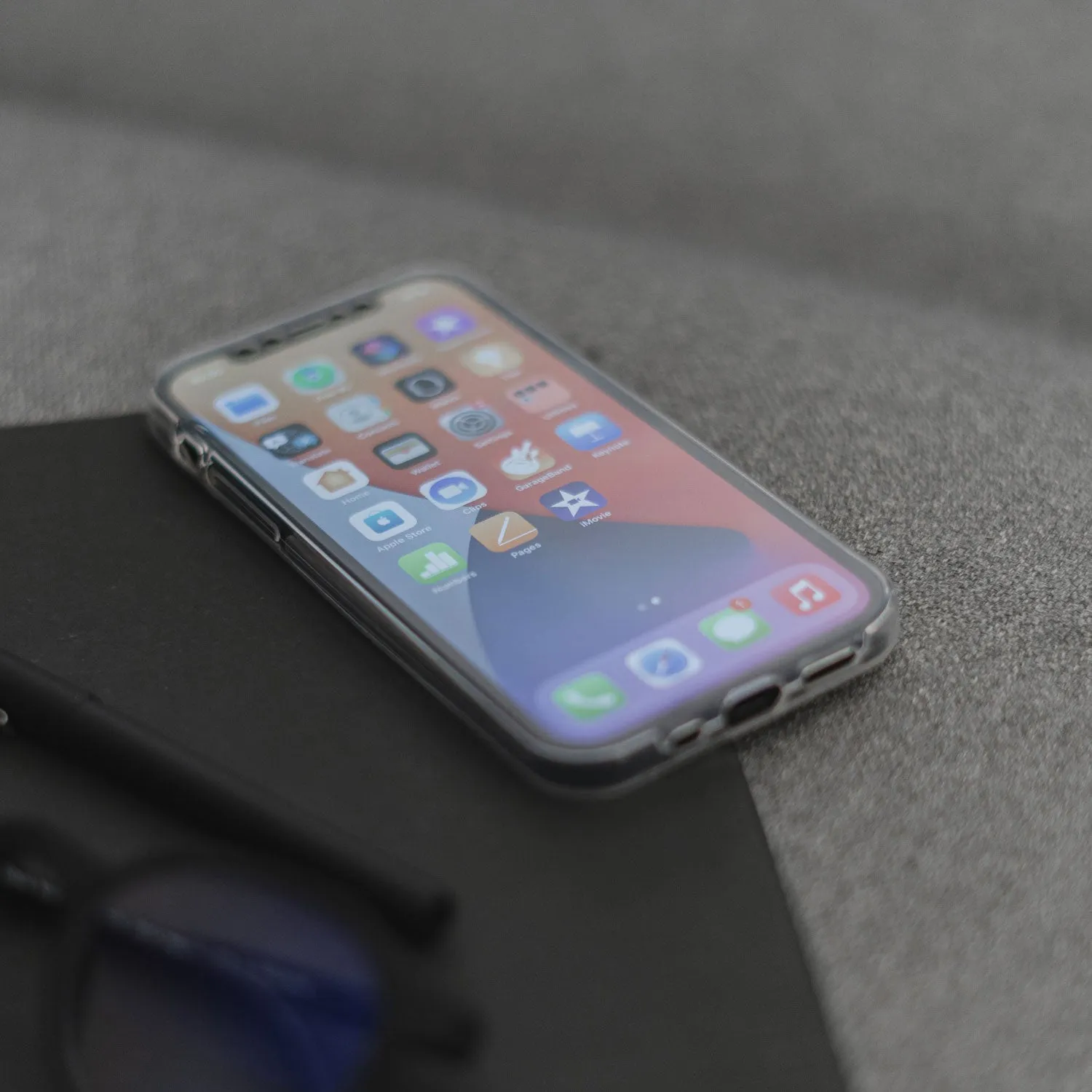 arktis iPhone 14 Fullbody Hülle Transparent ultradünn
