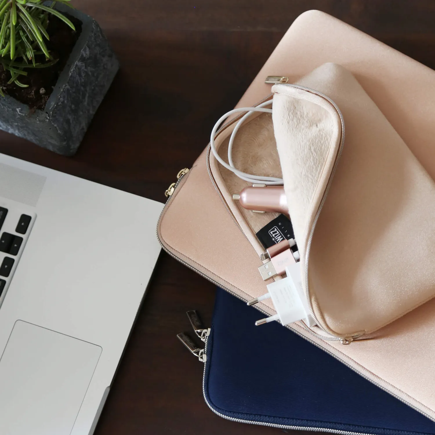 Artwizz Cable Sleeve Kabeltasche mit Reissverschluss
