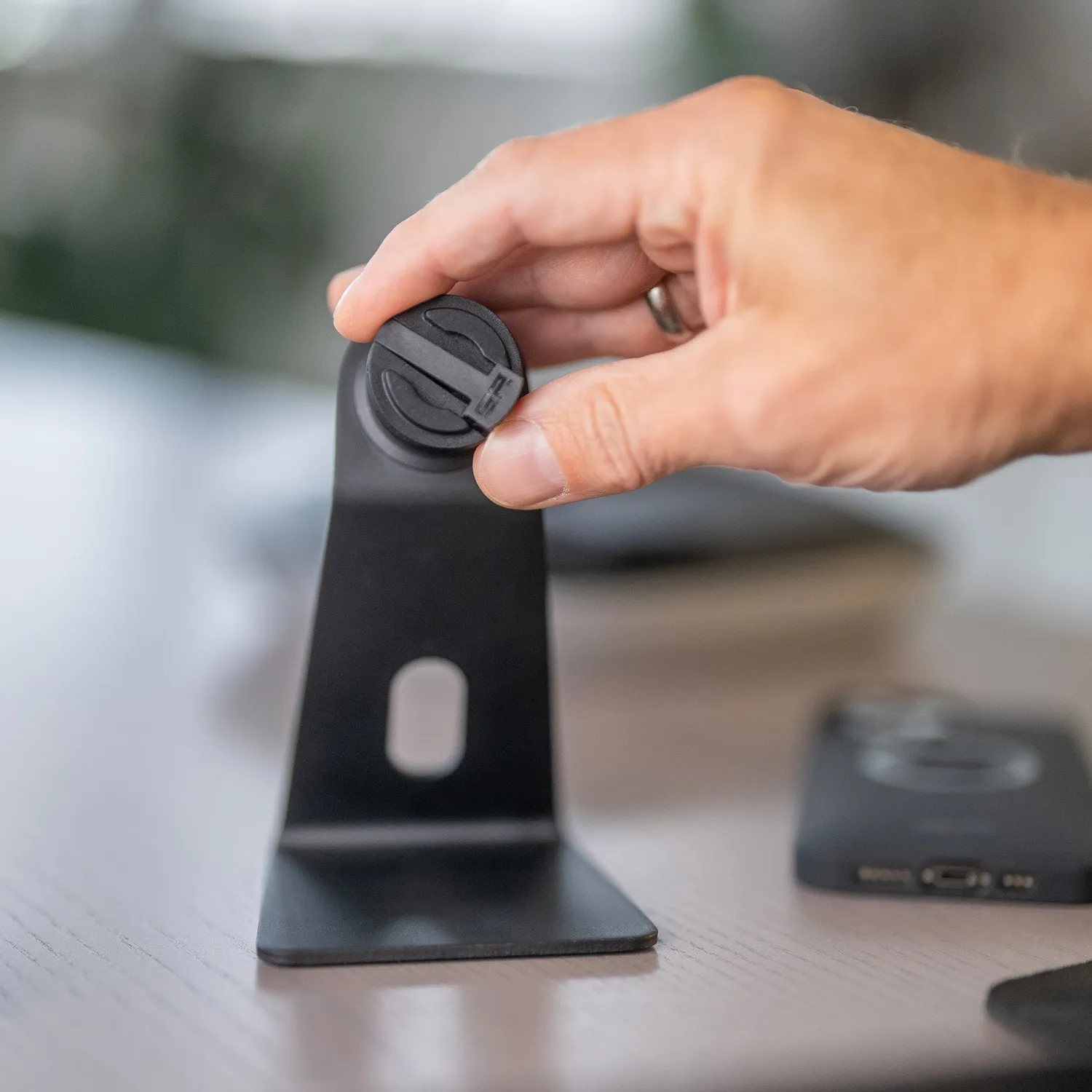 SP Connect Office Stand Handyhalterung Schreibtisch schwarz