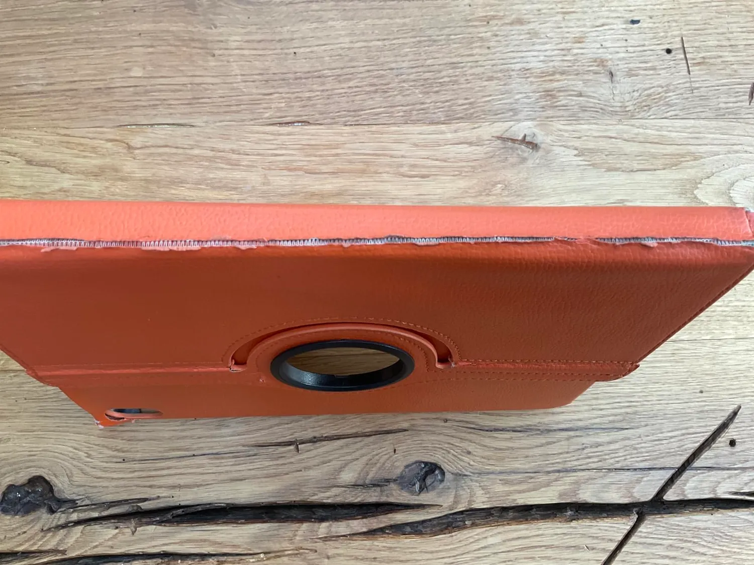 EAZY CASE iPad Air 6 10,9 Zoll Tablethülle 360° Rot drehbar