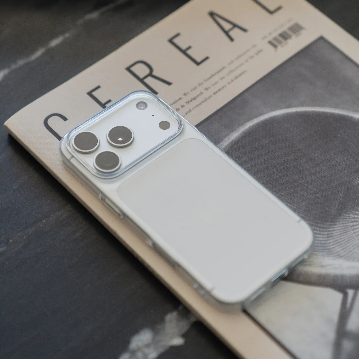 arktis iPhone 18 Pro ZERO Hülle transparent ultradünn